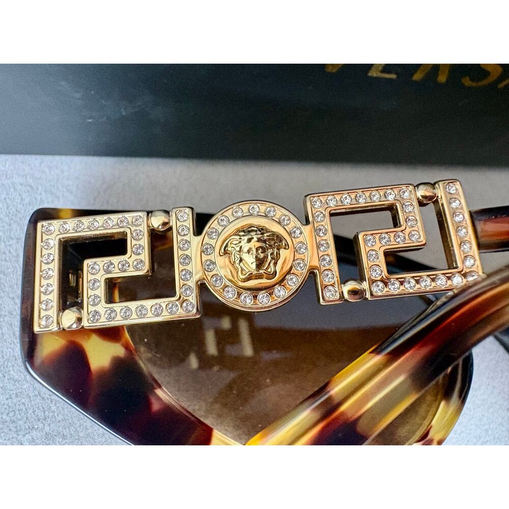 Never Worn - Versace - Cat Eye Sunglasses VE4470-B 5470/13 - Picture 6 of 12